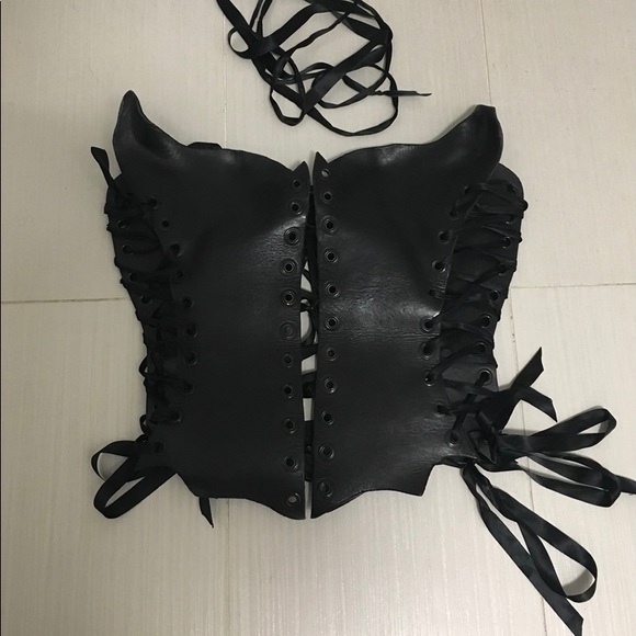 Leather Corset by AMF Korsets - Picture 2 of 4